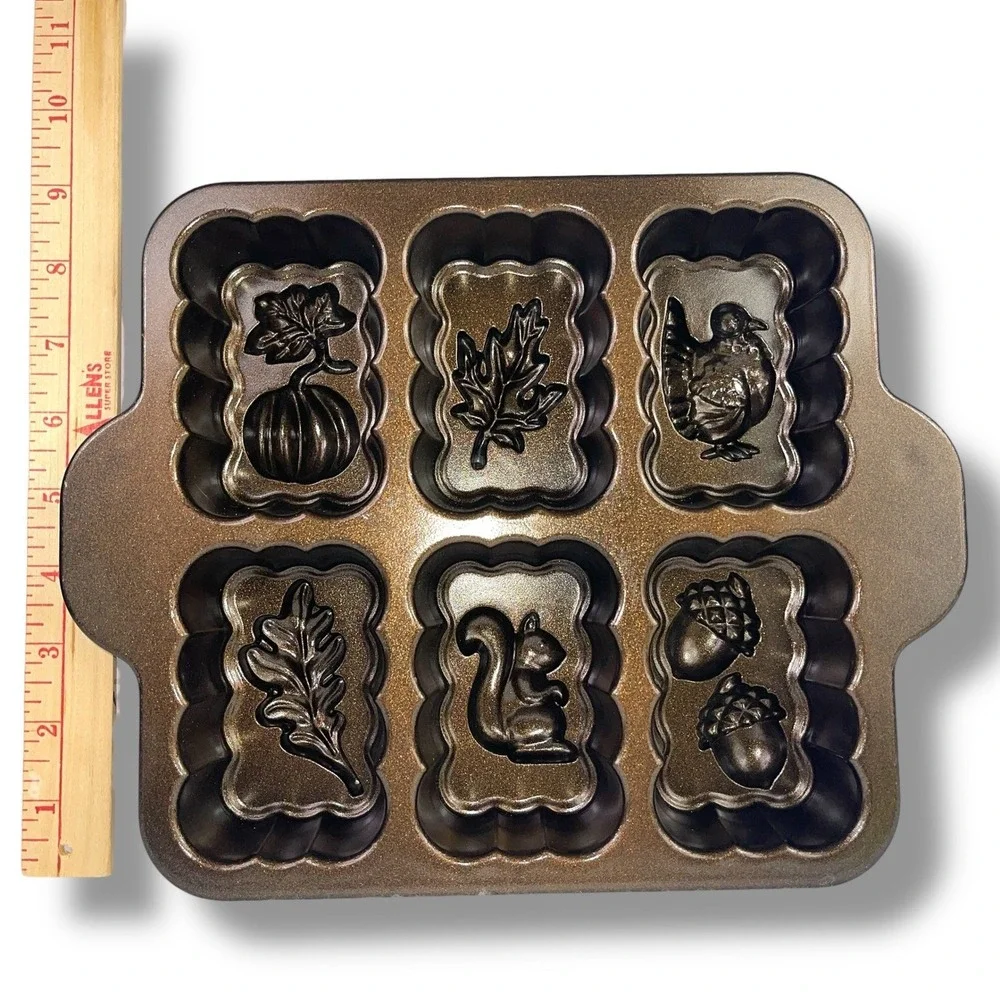 Williams Sonoma Nordic Ware Fall Harvest Loaf Pan Bronze 6 Cavity Cast Aluminum